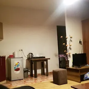 Overnight Flat In Апартаменты Тбилиси